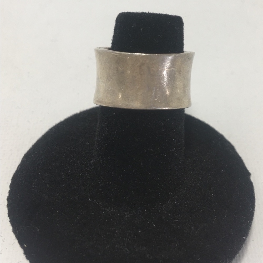 Sterling and garnet ring - Picture 4 of 6